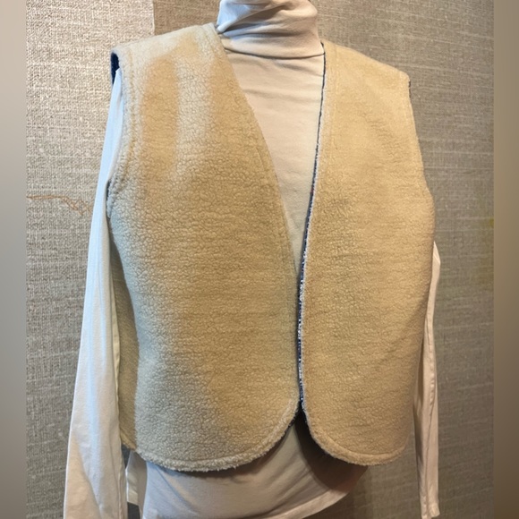 Fall Vests - Picture 2 of 8